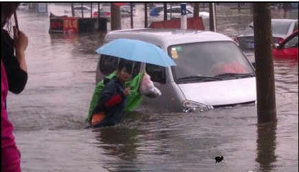 胶南暴雨