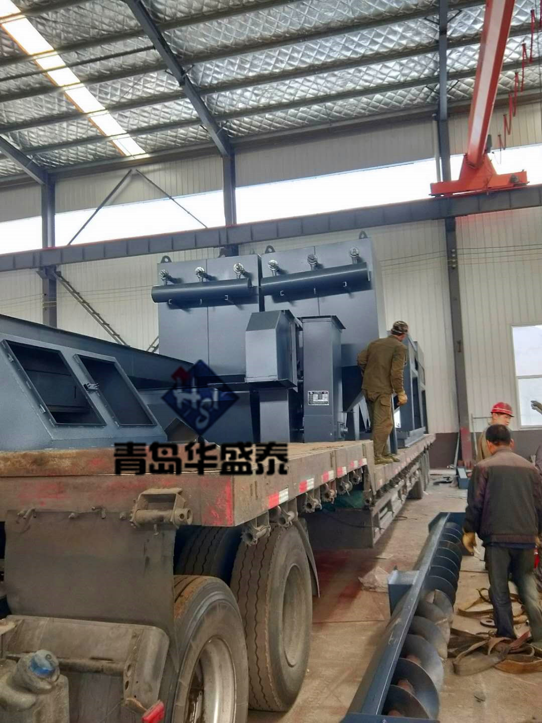 发往内蒙呼和浩特6930抛丸机发货现场图