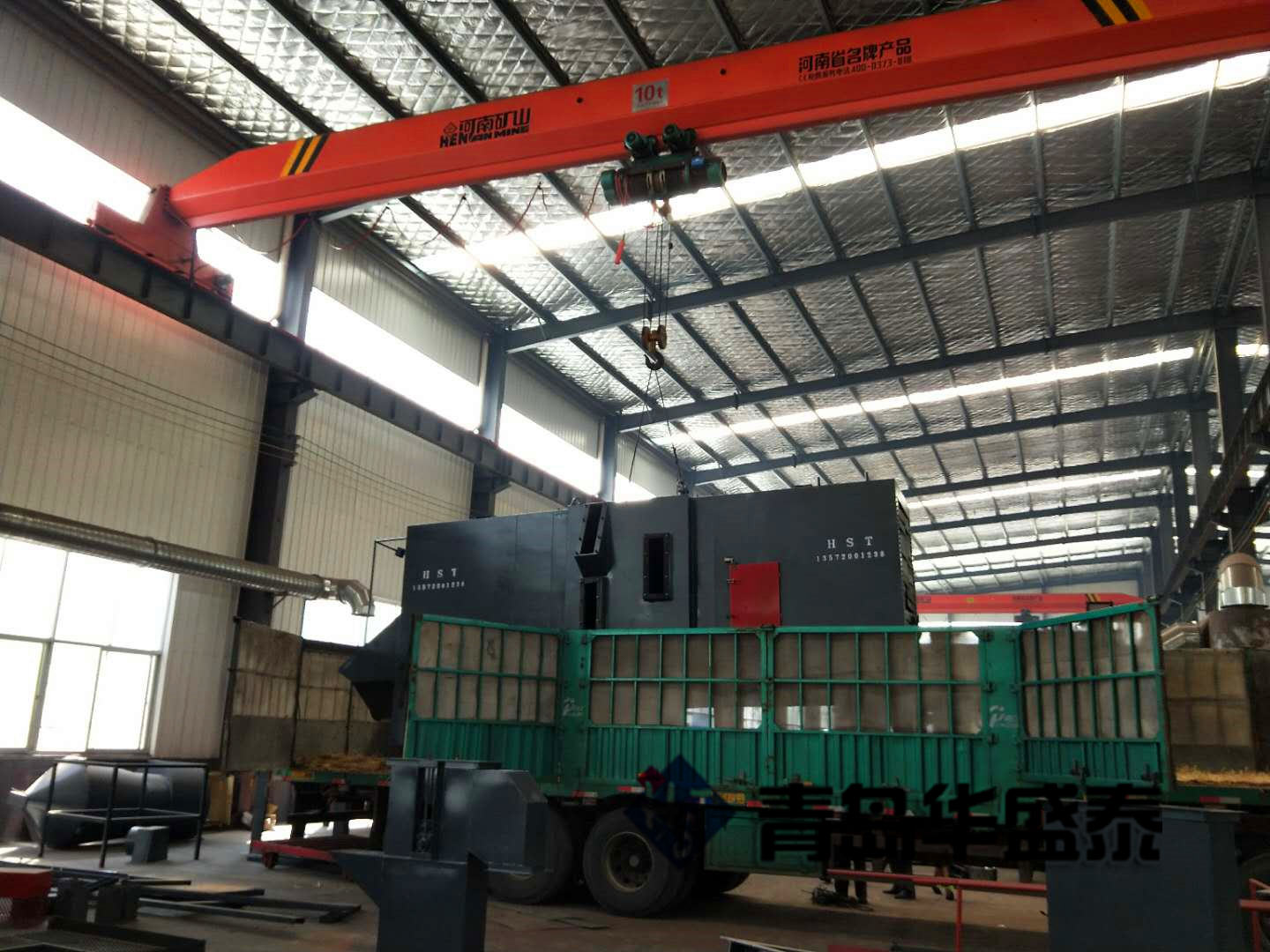 发往陕西榆林6910轨道通过式抛丸机发货现场