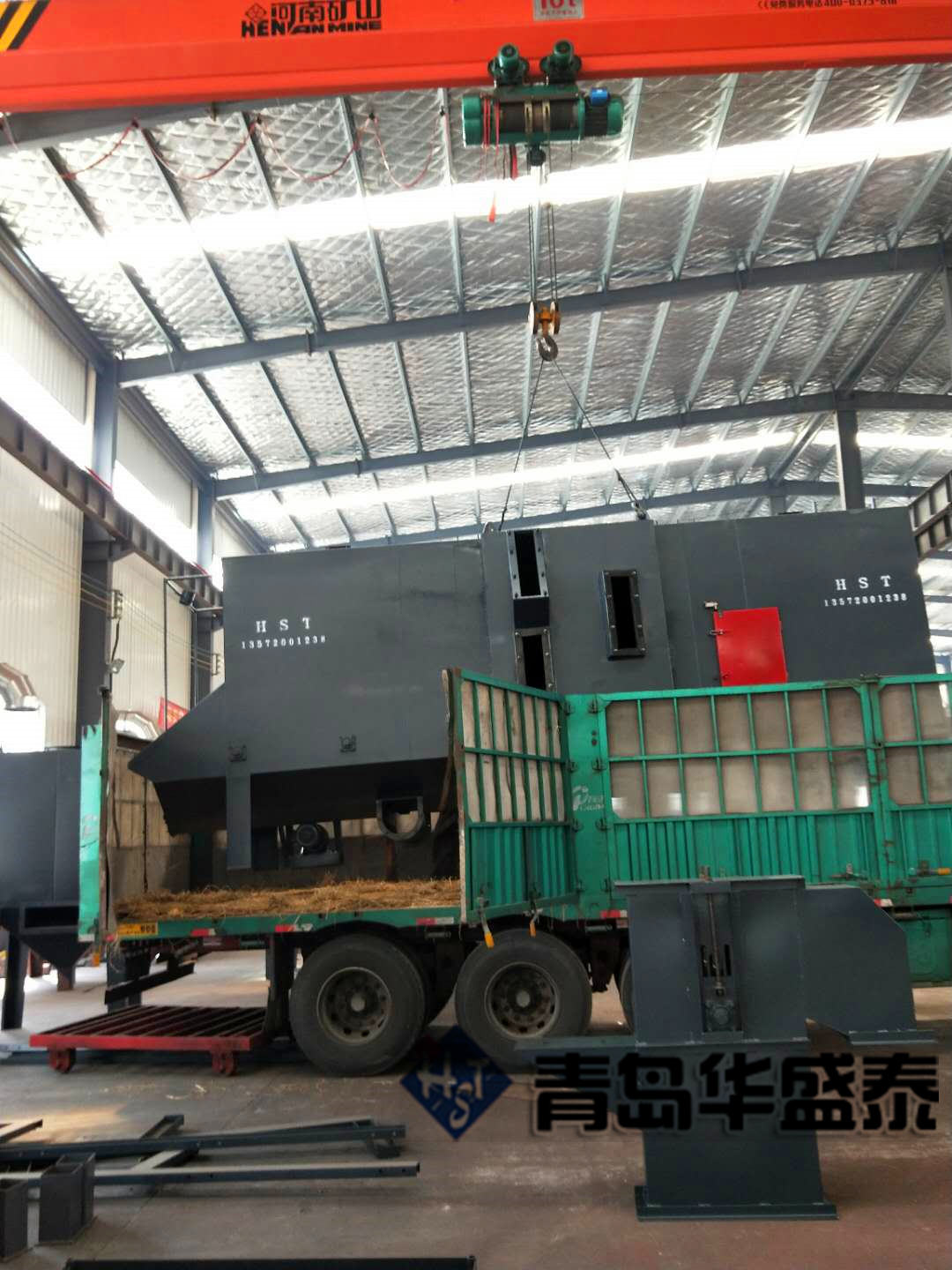 发往陕西榆林6910轨道通过式抛丸机发货现场